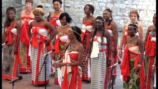 trad arr Yveline Damas Vio  Le chant sur la LowéGabon Yveline Damas [upl. by Beckerman]