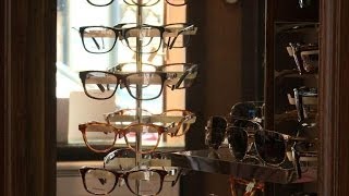 Le remboursement des lunettes par les mutuelles limité à 450€ [upl. by Anaek]