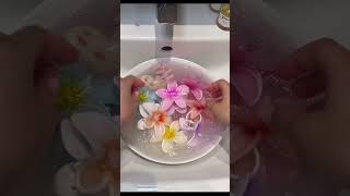 Lets clean my hair clips🎀🫧hairbrushhairclipcleaningcleanmotivation viralshort tips girls [upl. by Trik]