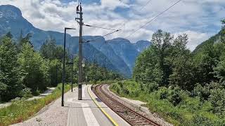 Einfahrt des SonderSchnellzug 16714 am 24062024 in Obertraun Koppenbrüllerhöhle [upl. by Anig]