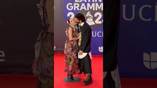 Camilo y Evaluna en la alfombra roja del Latin GRAMMY [upl. by Aniluj]