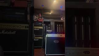 EVH 5150 III 50 watt combo amp  MXR EVH flanger Unchained riff cover [upl. by Leaper216]