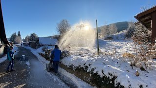 AKKU Schneefräse EGO SNT 2400 E im ersten Test [upl. by Tooley627]