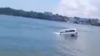 How the car sunk at Likoni Ferry [upl. by Kcyrred]