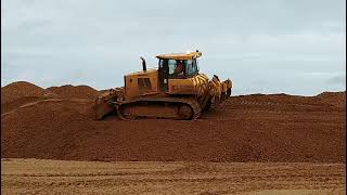 SHANTUI DH16K bulldozer did earthmoving work in UK [upl. by Filippa]