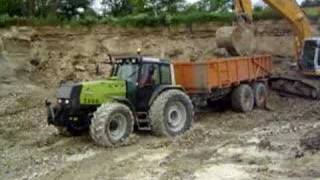 tracteur valtra en difficulter [upl. by Goldfinch440]