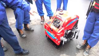 小型動力ポンプ、エンジン始動 Small fire fighting pump and engine starting [upl. by Dun]