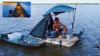 Camping On The Floating Raft Alone In The Tonlesap Lake  បោះតង់លើក្បូនមួយប់ [upl. by Nrev]