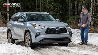 2022 Toyota Highlander Hybrid AWD Bronze Edition Review and Snow Test [upl. by Drannek]