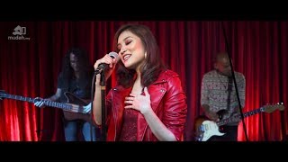 EAZY PEAZY Music Video  Ayda Jebat ft Aman RA [upl. by Sparks]