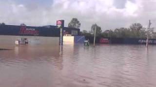 Oxley Floods  Ipswich Motorway  Wednesday 120111 [upl. by Florinda]