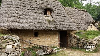 Les Fermes du MoyenÂge lun des plus beaux villages de France [upl. by Eiblehs]