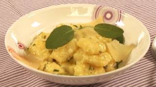 Rezept Gnocchi mit Salbeibutter  Selbst machen aus Kartoffeln [upl. by Enram]