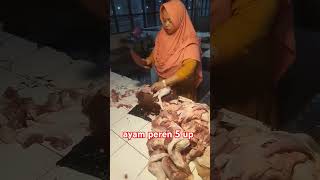 ayam peren 5 up pasar cisalak depokpasarayam pasarayamtradisional shots viralvideo fyp [upl. by Accalia427]