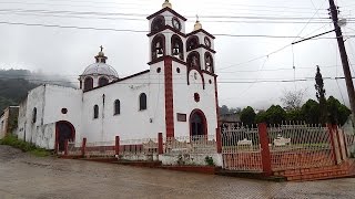 TLAHUELOMPA HGO Religión artesanías y elaboración de licores [upl. by Tillion353]