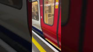 ￼ Metropolitan line train at king cross [upl. by Annora]