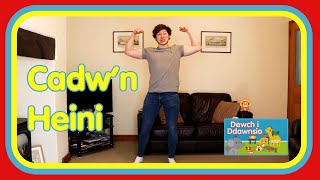 Dewch i Ddawnsio  Cadwn Heini  Dance with Huw  Cyw  S4C [upl. by Kcirneh]