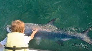 6 Year Old Catches Huge Fish [upl. by Shelly]