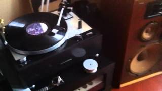 Thorens TD160 amp Pioneer CSE700 [upl. by Ayekin]