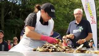 Mussel festival 2015 new guinness world record [upl. by Phionna492]