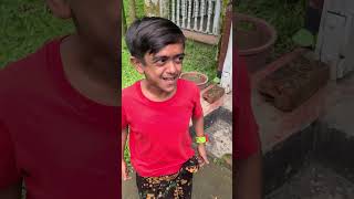 ছোট অস্ত্র বলে দাম দেষ নাই। shots comedy funny [upl. by Illib48]