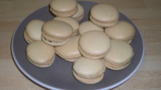 Comment faire des MACARONS crème caramel au beurre salé [upl. by Seale]