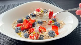 Weight loss breakfast recipe  Yogurt With Berries  yogurt with fruits [upl. by Igal]