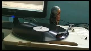 78rpm digitisation by dr suresh chandvankar Society of India record collectors [upl. by Etnomed]