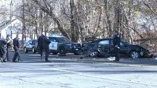 Officer injured one juvenile arrested after stolen car crashes on Berkshire Ave Springfield [upl. by Yerhcaz]