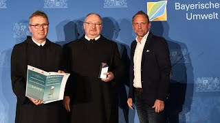 Bayerischer Klimaschutzpreis 2022 Strohballenhaus St Wunibald  LENK Bayern [upl. by Asyla]