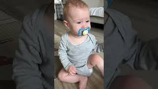 How to get rid of the pacifier 👏👌 momhack momlifehacks pacifier babypacifier hack mom baby [upl. by Hanzelin]