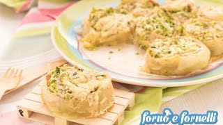 Torta di rose salata veloce alle zucchine  Forno e fornelli [upl. by Sidonie]