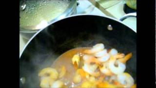 CAMARONES EN SALSA DE CHILE CHIPOTLE CON JUGO DE NARANJA [upl. by Ledif]