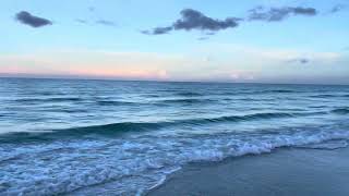 Go with your gut  Mindful Meditation  Calming Waves 24  One Minute Calm [upl. by Zahavi]