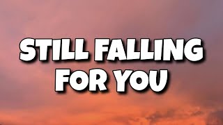 Ellie Goulding  Still falling for you lyrics [upl. by Gamber503]