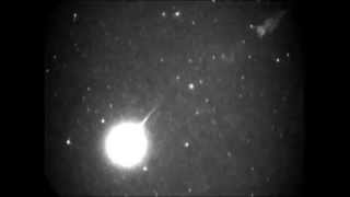 2002 Leonid meteor with a Fireball [upl. by Bixby]