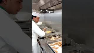 fishfingers italy food instagram worldchefs fingerchips crispy stylish chefs ships [upl. by Anitap869]