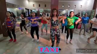 Taxi by Mariah  Guaynaa  zumba  lilac [upl. by Lanny]