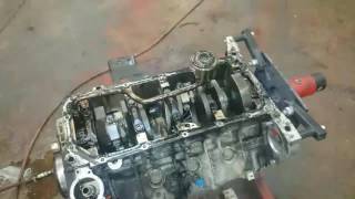 Range rover p38 v8 engine rebuild [upl. by Aenaj784]