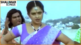 Chara Chara Paakindi Video Song  Nijam Movie  Mahesh BabuRakshita [upl. by Nylasor]