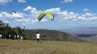 Voo de Parapente  Sítio do Bôsco  Tianguá CE  13112017  2 [upl. by Haleeuqa]