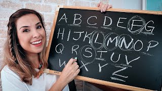 Como pronunciar o ALFABETO em inglês  Inglês para iniciantes [upl. by Oiluig34]