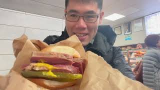 New Yorker Eats at the quotKatzs Deliquot of London  Beigel Bake Salted Beef Sandwich [upl. by Nesbitt331]