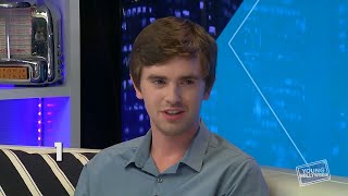 아랍어 하는 프레디 하이모어 Freddie Highmore speaking Arabic [upl. by Asp]