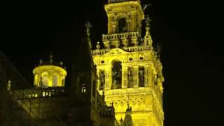 LA GIRALDA DE SEVILLATOQUE DE CAMPANAS [upl. by Ysteb]