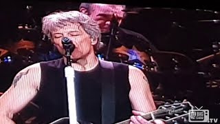 Bon Jovi  Ill Be There For You Live 05182018 Montreal 2 SCREEN [upl. by Miles741]