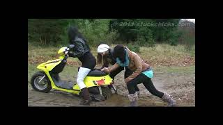 Deepest Scooter full Stuck  Motorroller voll festgefahren  3 Moped Girls 立ち往生 [upl. by Noryv501]