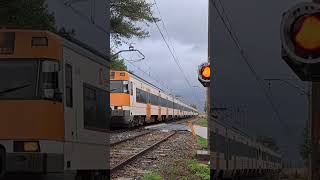 Tren R3 de les Rodaliestrain R3 des Rodalies [upl. by Akitahs]