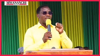 Makonda Wafanyabiashara wanaichangia CCM sababu ya hofu [upl. by Ardnekan]