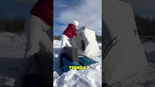 Chica Atrapada en Medio de la Nieve 😨 [upl. by Yacano]